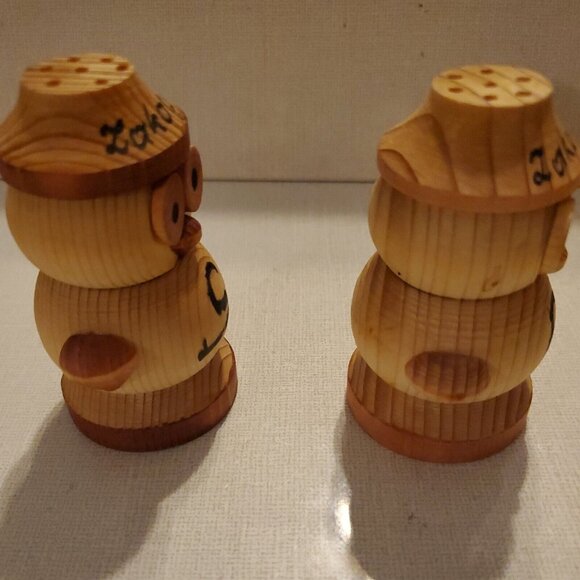 Vintage Wooden Carved Salt and Pepper Shakers Handmade 3" Zakopane Poland Owls - Picture 4 of 8